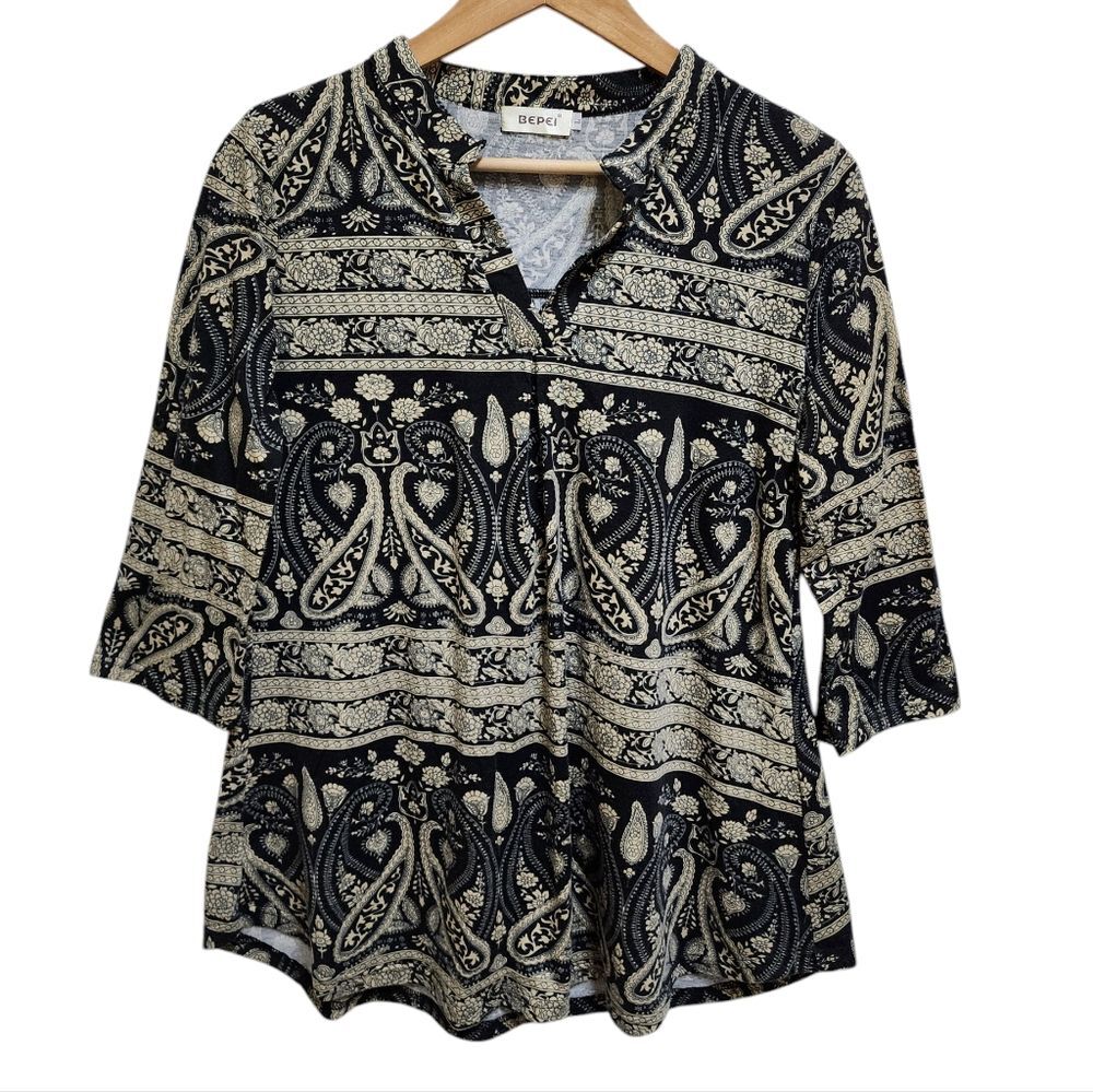 Bepei Womens Black Cream Paisley Print V Neck 3/4 Roll Tab Slv Top Sz L Casual